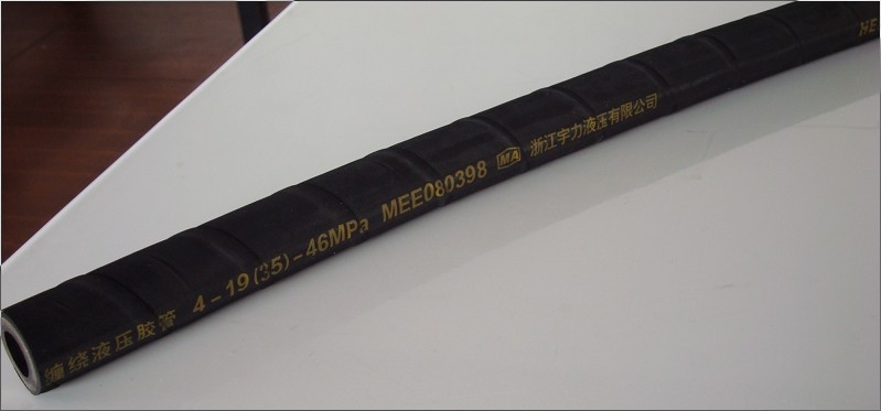 供应高压缠绕胶管4-25-35MPA-0.5M